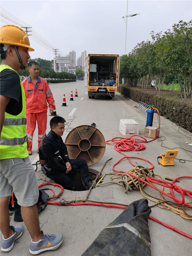 浉河翻衬法管道修复技术主要工序